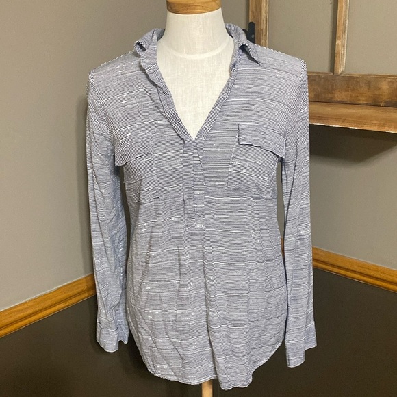 Splendid striped v neck top size small - Picture 1 of 7